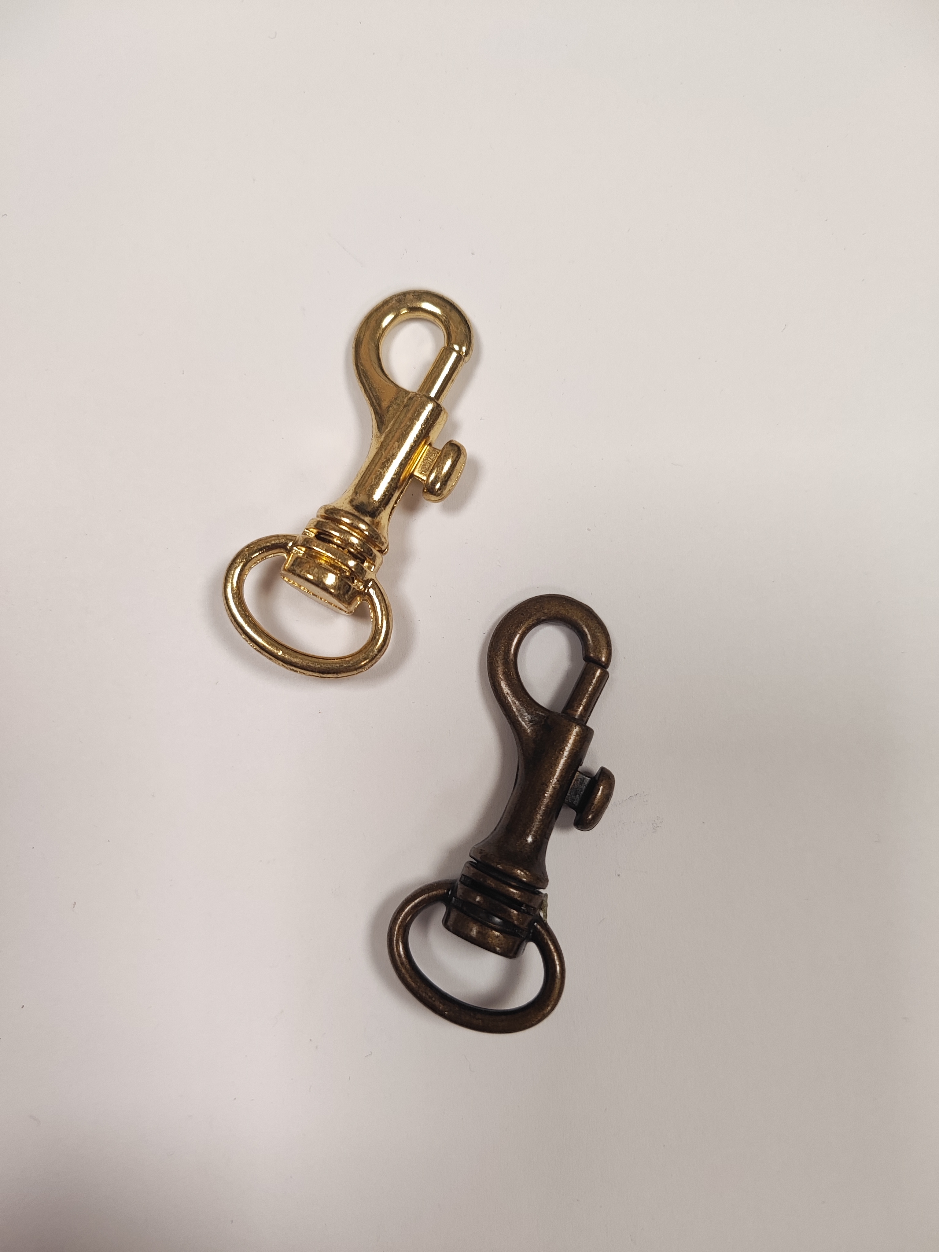 KARABIN MOČNEJŠI 15MM ZLATO, STARO ZLATO