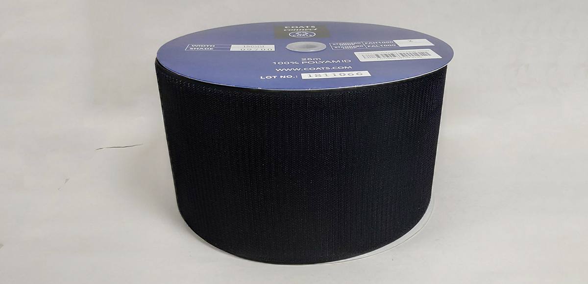 SPRIMNI TRAK STANDARD 100MM ČRN TRDI